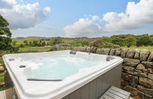 Sycamore Cottage - Photo 2