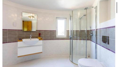 Sleeps10/18-parking-garden-pool-hottub-balcony - Foto 5