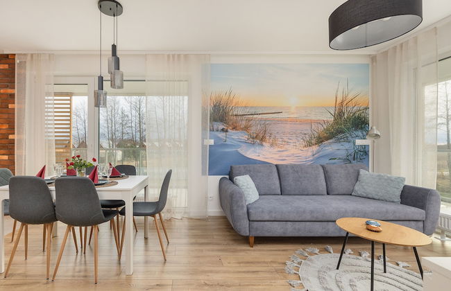 Coast Apartment With Balcony by Renters - Photo 18