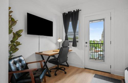 PFR Suites - Highland, 3BR 2BA Shadyside Condo, 2 King Beds, 3rd Floor Walkup - Foto 21