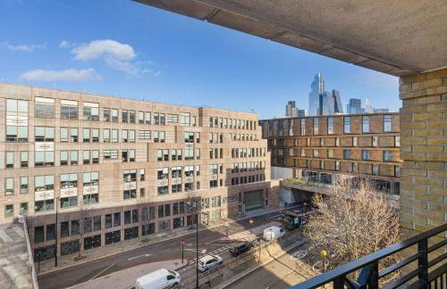 GuestReady - Relaxing Ensuite Room with Balcony - Foto 7