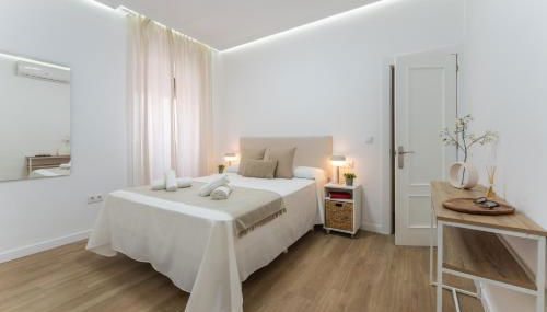 Casa Augusto - junto al Teatro Romano, con garaje - Foto 3, towels, wardrobe