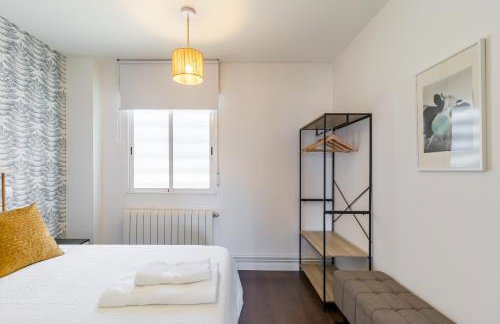 Calma, luz y diseño en el centro de Santander - Photo 16