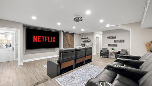 Luxurious Escape Sleeps 10 with Private Pool & Spa - Foto 2