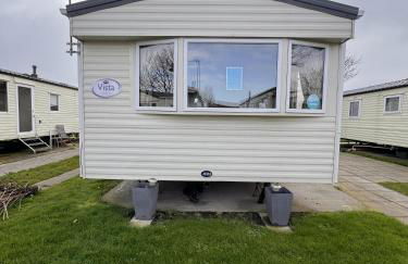 3 Bed Caravan - Sleeps 8 - Pet Friendly, Parking - Foto 1