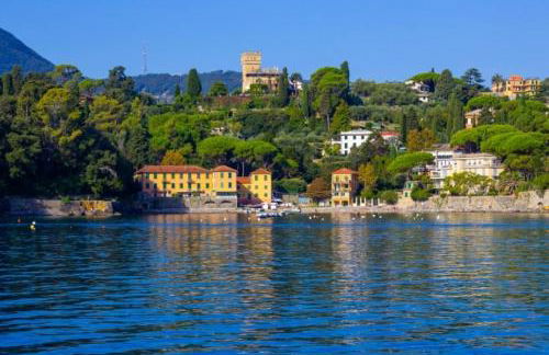 Santa Margherita Center - Steps from the Sea - AC - Foto 30