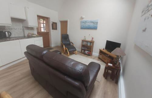 The Snicketts - Photo 14