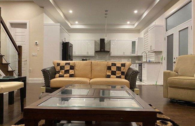 Dazzling Home Next to Beach & Go Station - Foto 27