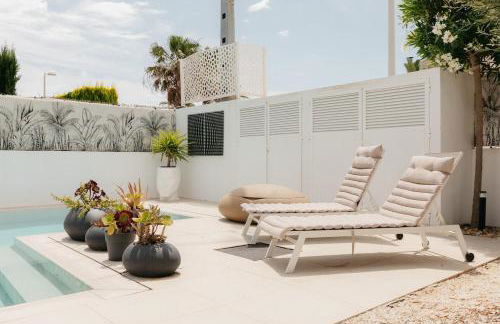 Grand Villa with Pool - Foto 38