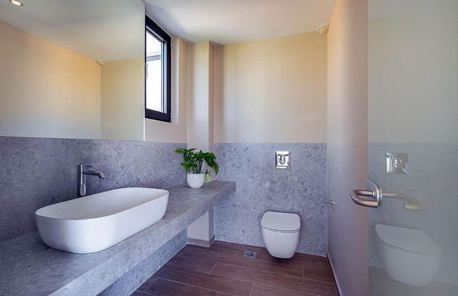 Sea View 4 Bedroom Villa With a Heated Pool - Foto 25