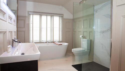 Shrewsbury Townhouse - Free Parking - Foto 3, Shower