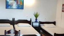 Petite Economy Lodge - Foto 2