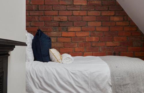 Spacious Bradford House with 4 bedrooms & 6 Beds by PureStay with Parking for 7 nights min! - Foto 29