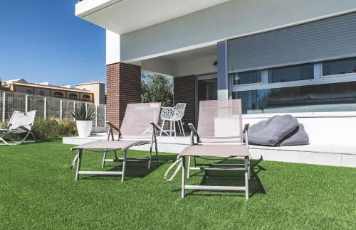 Quiet modern apartment with a large sunny garden! - Foto 33