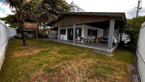 Casa em Itapema pé na areia, de frente ao mar - Foto 3