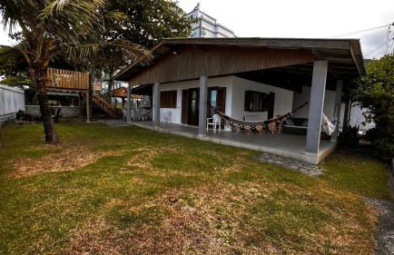 Casa em Itapema pé na areia, de frente ao mar - Foto 3