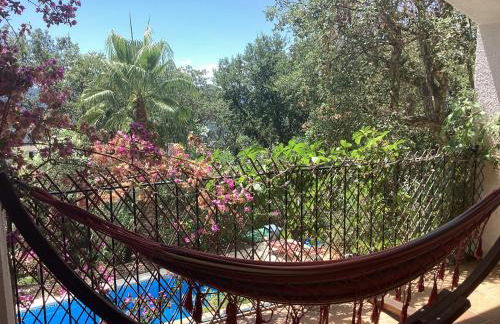 Sunny Costa Brava Getaway with Big Private Terrace - Foto 36