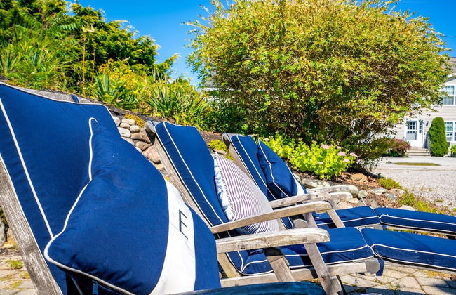 Beachwood Getaway Sleeps 10! - Photo 47