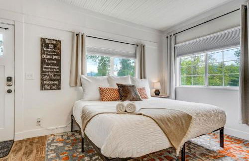 Del Norte Cottage - Downtown King BBQ Fire Pit - Foto 7