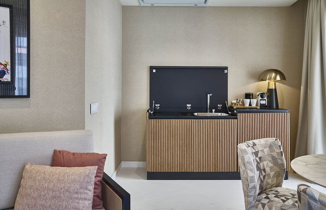 Hotel Vincci Molviedro Suites Apartments - Photo 10