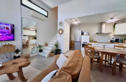 Maison Bali - Jardin, Clim, Parking et Proche Tram - Foto 2