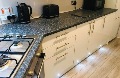 THE LION’S REST - BOUTIQUE APARTMENT SUITE. - Photo 35