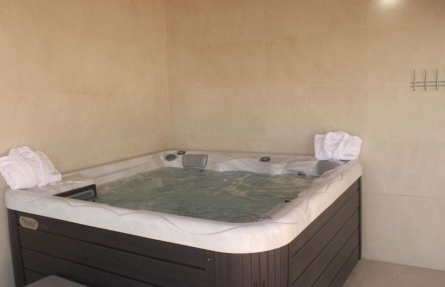 Villa With Private Wellness and Pool - Foto 28