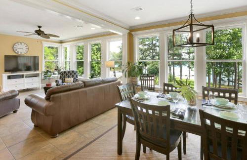 Lake front home, pet friendly, kayaks provided - Foto 2