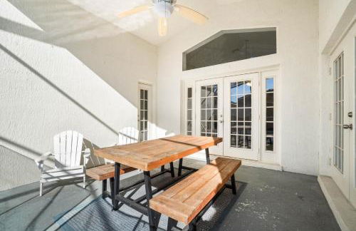 Luxury 4-Bedroom Home with Private Pool, Jacuzzi, AC, Wi-Fi, Cable TV, 5 Minutes from Disney - Foto 7