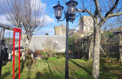 La Maison du Donjon - Gites de 8 personnes, parking privé avec jardin terrasse - Foto 71