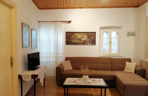 Lefki's house - Photo 38