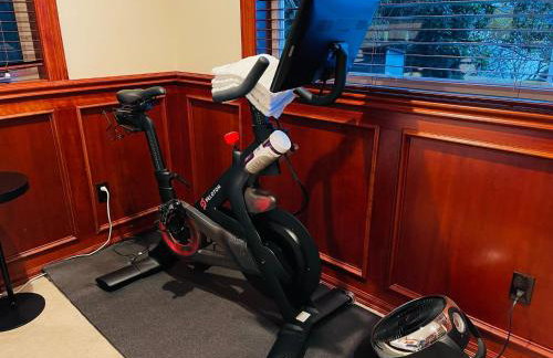 3 bed Lake Sammamish Waterfront + Peloton Bike - Foto 26
