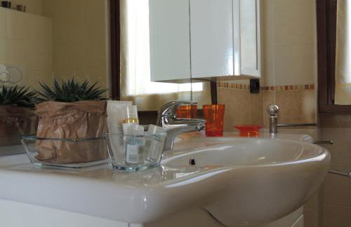 Apartments "i Ciclamini" a Moniga del Garda 2 - Foto 48