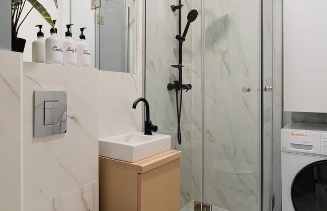 Cismigiu Park - Delightful and Fresh Studio - Foto 7