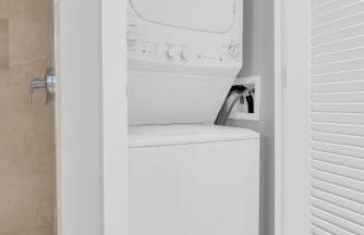 Heaven on Washington Fully Furnished Apartments - Foto 53