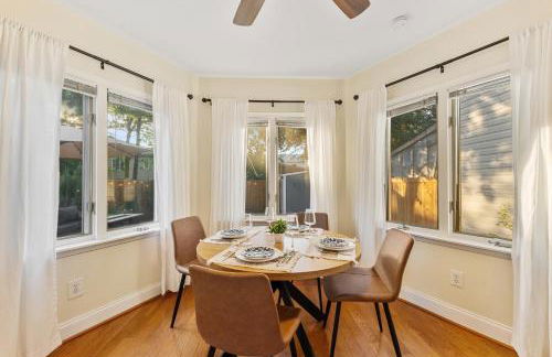 Patio Paradise Stylish 3BR Home with Gaming Room - Photo 5