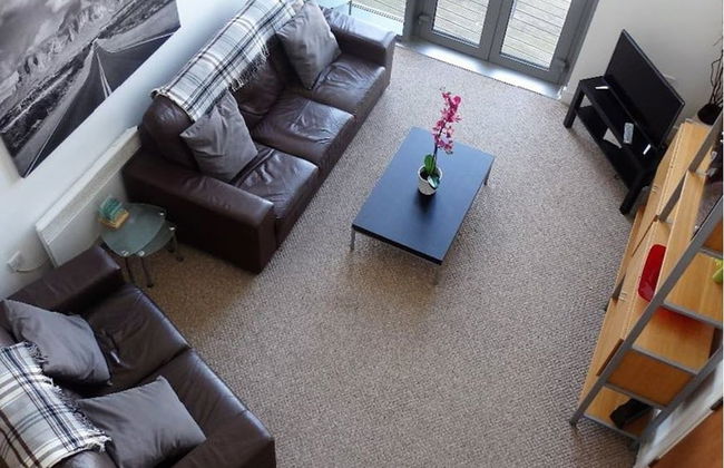 Executive Apartment With City Views - Photo 1