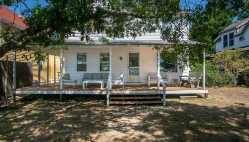 Waterfront Views of Creek- Beach Access! - Foto 3