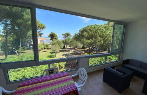 Appartement pour 4 pers, proche plage, parking, terrasse, commerces à proximité - FR-1-81-559 - Foto 2