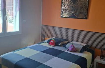 Gîte myosotis Piscine Privée 4 Chambres - Foto 3