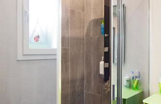 Belle Villa moderne avec piscine et jardin - Foto 18