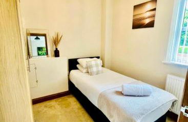 Sycamore Cottage with Hot Tub - Foto 8