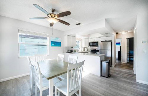2bd 2ba Beachside E 3Min to Beach Pool! - Foto 13