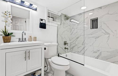 Chic 2BR Bungalow House - Foto 16