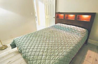 Spacious and Exclusive Oasis 6BR 3BA - Photo 28