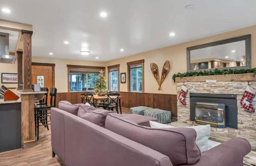 3BD with Hot Tub Two Minutes from King Beach - Foto 10