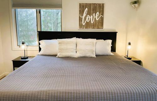 Private & Convenient-Hot tub-Fire Pit-Game room! - Photo 18