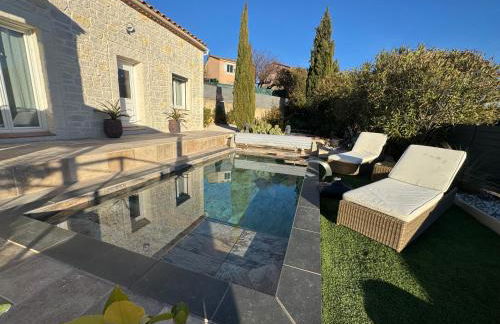 CASA AMOR & SPA, appartement suite jacuzzi & piscine chauffée - Foto 27