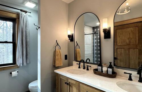 Hot-tub and Fire Pit Provided Cabin in Carbondale, Illinois - Foto 18