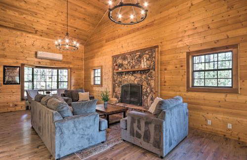 Deck, Games and Fire Pit Modern Pine Cabin! - Foto 4